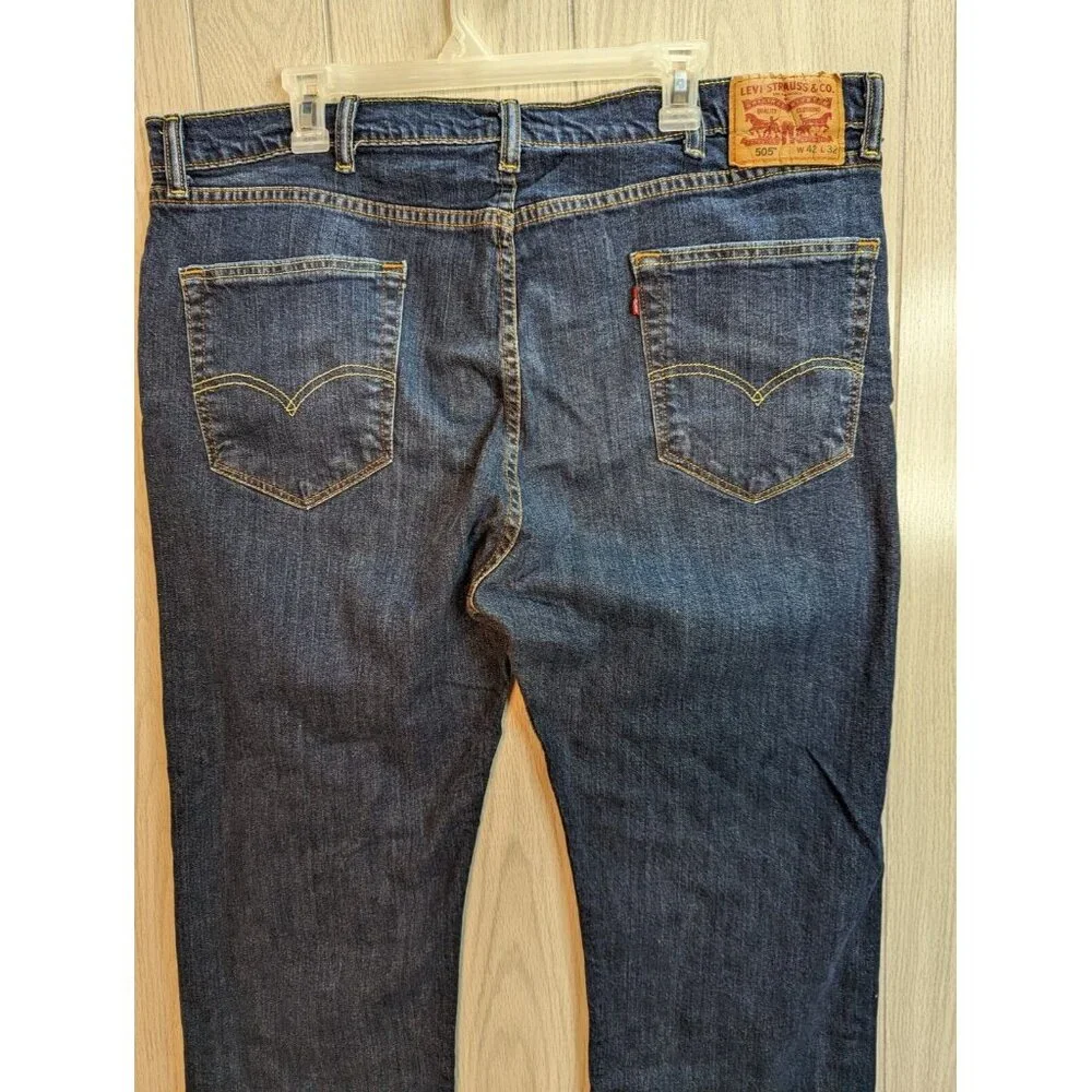 Levis 505 W42 L32 | Levis 505 Regular 42 W x 32 L | Levis 505 Dark Wash